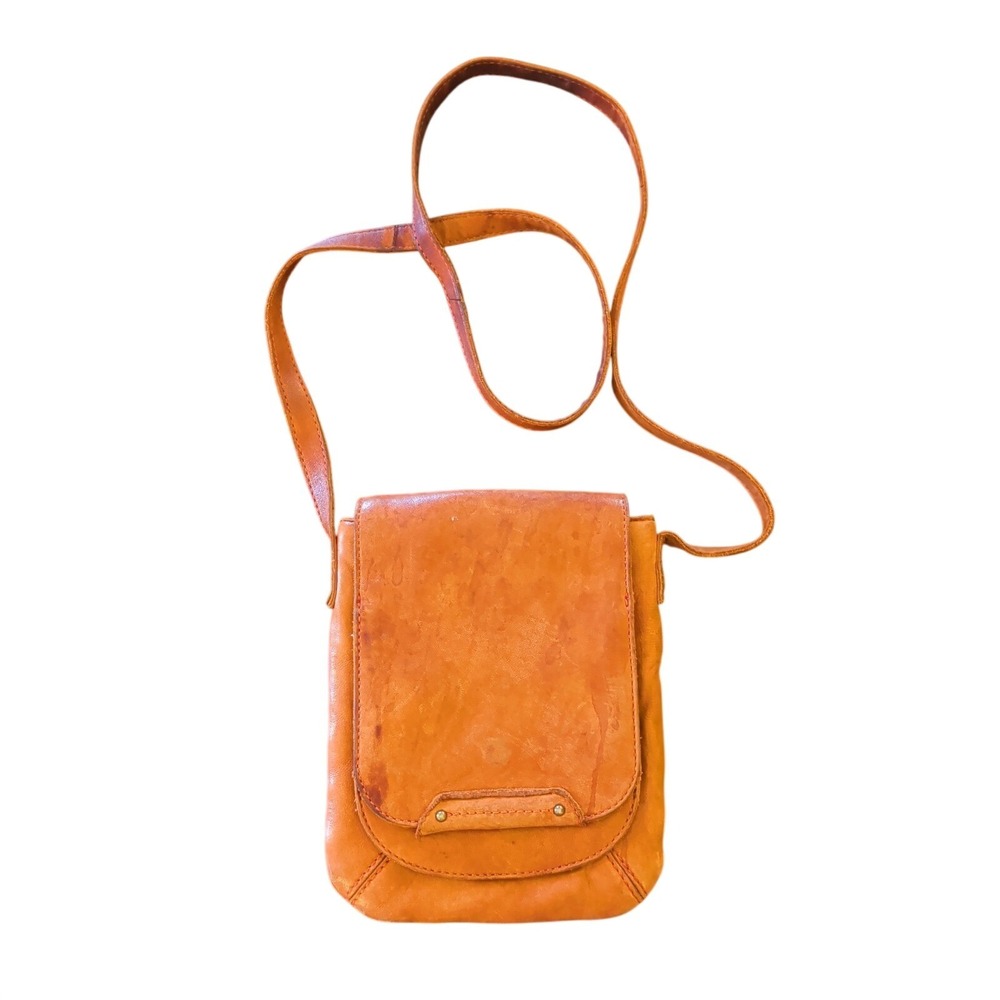 Vintage Hobo International Soft Orange Brown Leather Crossbody PurseRead